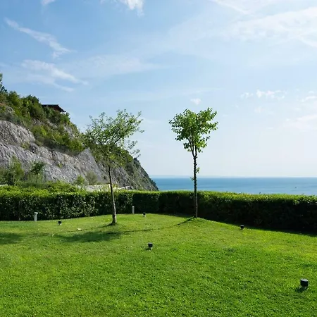 Apartman Portopiccolo Luxury Penthouse Private Beach! *
