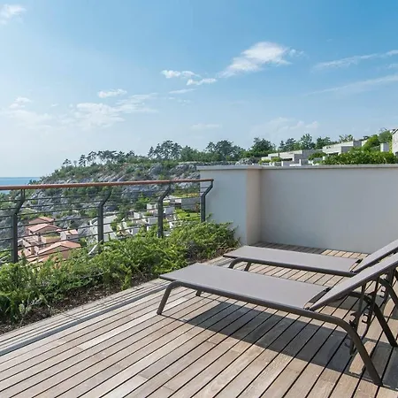 Apartman Portopiccolo Luxury Penthouse Private Beach! *